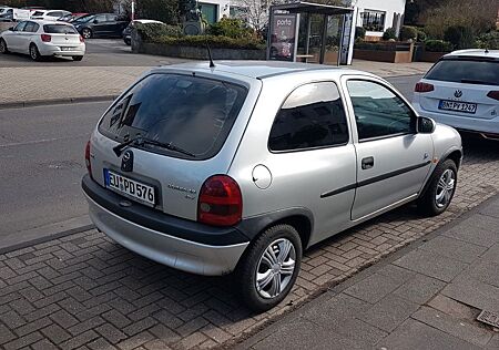 Opel Corsa 1.0 12V,TÜV,Klima,kein Rost,sehr sparsam