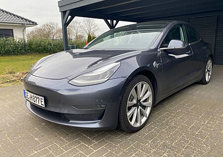 Tesla Model 3 AWD Long Range AHK Autopilot