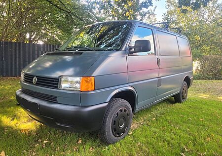 VW T4 Volkswagen Camper 2,5 TDI Tüv 08/27 Viele Neuteile