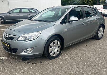 Opel Astra J Lim. 5-trg. Design Edition