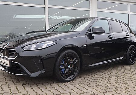 BMW M135 xDrive Hatch/Head-Up/HK/DAB/LED/AHK/Lhz