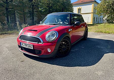 Mini Cooper S gebraucht kaufen Mini Cooper S John Cooper Works / Automatik