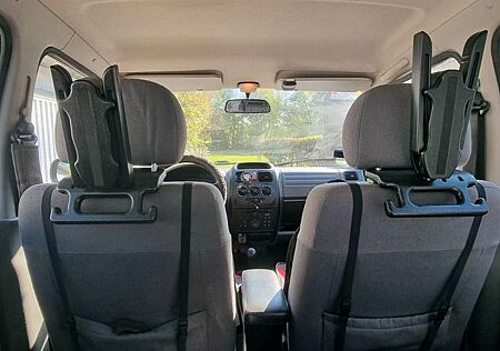 Opel Agila 1.2 16V COMFORT Comfort