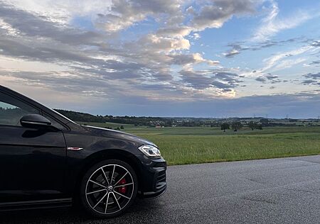 VW Golf Volkswagen 2.0 TSI 213kW OPF DSG GTI TCR GTI TCR