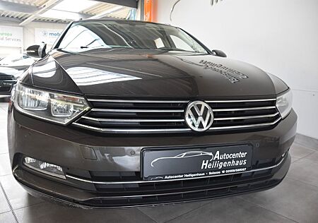VW Passat Variant Volkswagen Comfortline Navi Sitzhz ACC PDC