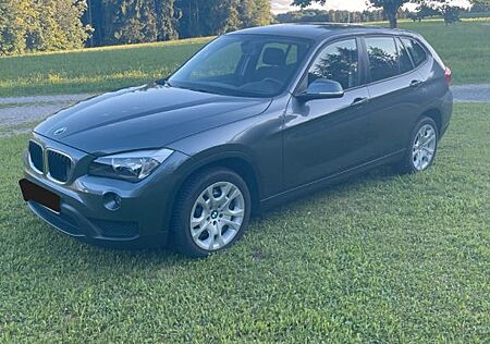 BMW X1 xDrive18d, TOP-Zustand