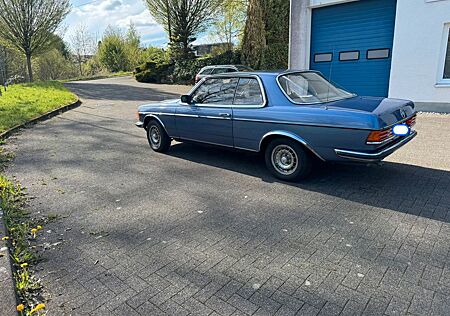 Mercedes-Benz 280 280E