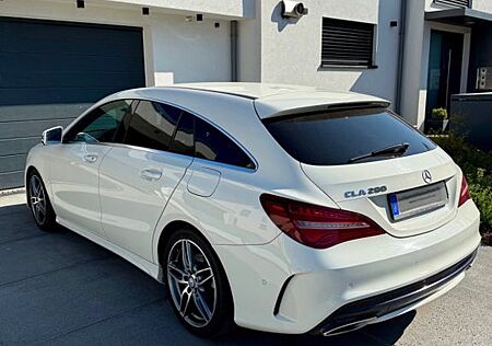 Mercedes-Benz CLA 200 Shooting Brake AMG Line Sportpaket