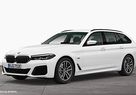 BMW 530e Touring M Sport LiveCockpitProf Kamera