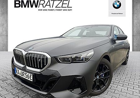 BMW i5 eDrive40 Limousine M Sportpaket DAB LED AHK