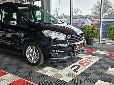 Ford Tourneo Courier Titanium