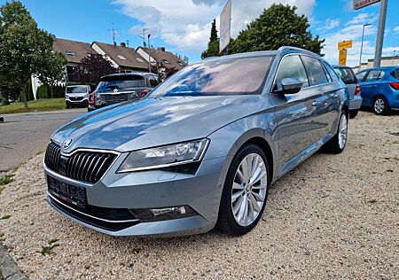 Skoda Superb Combi Style ACC/NAVI/KLIMA/AHK/SR&WR