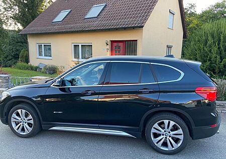BMW X1 xDrive20i Automatik -