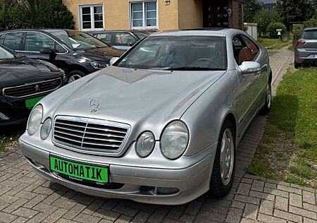 Mercedes-Benz CLK 320 AVANTGARDE HU 07/27
