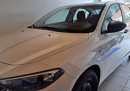 Fiat Tipo Limousine