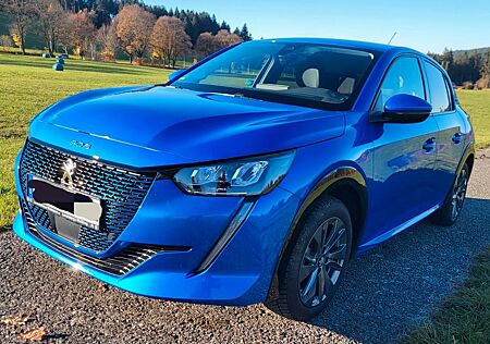 Peugeot e-208 136 Allure Pack inkl. mobiler Wallbox