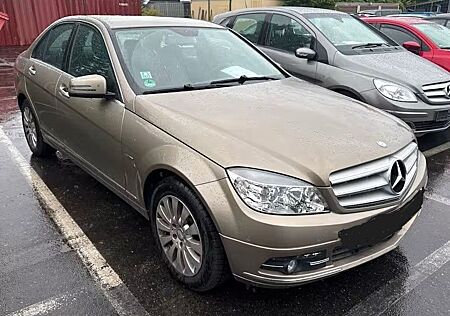 Mercedes-Benz C 200 Kompressor Lim.*SHZ*NAVi*PDC*TEMPO.*