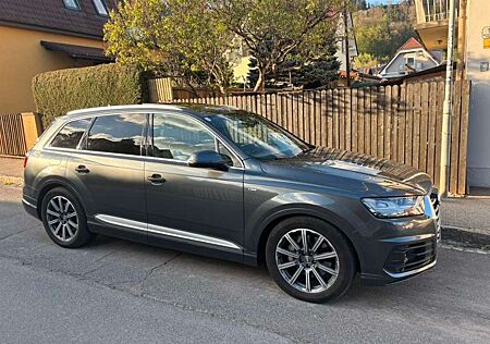 Audi Q7 50 TDI quattro tiptronic