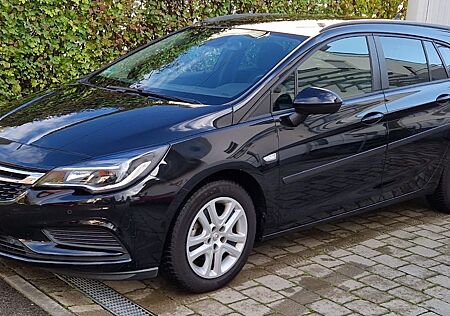 Opel Astra Sports Tourer 1.6 CDTi Nav+AHK Scheckheft