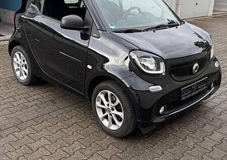 Smart ForTwo coupé 1.0 52kW - Passion JBL Soundsystem