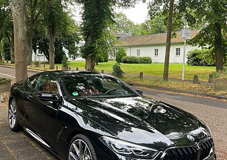 BMW M850i xDrive Coupé -