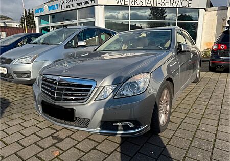 Mercedes-Benz E 350 Mercedes Lim. CGI BlueE./Export*/Händler*