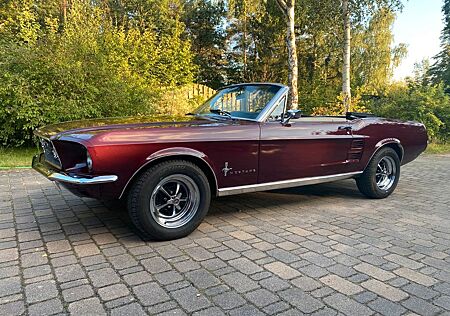 Ford Mustang Cabrio 390ci V8 Big Block S-Code