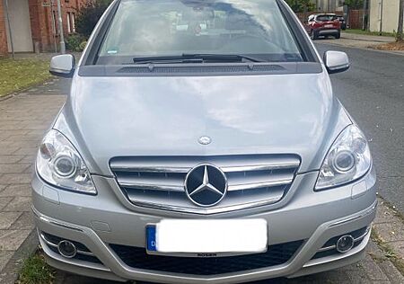 Mercedes-Benz B 200 CDI -