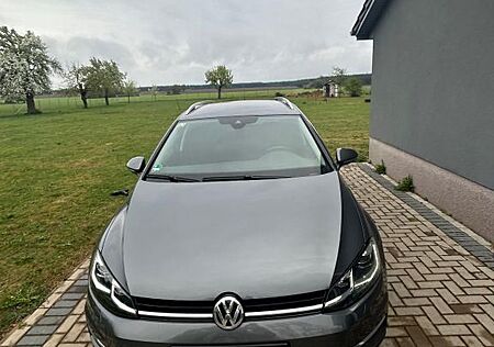 VW Golf Volkswagen 1.4 TSI 92kW Sound Variant Sound