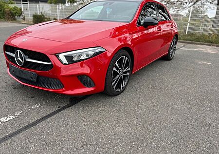 Mercedes-Benz A 180 -