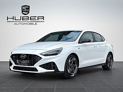 Hyundai i30 1.5 T-GDI DCT Fastback N Line NAVI KAMERA 5J