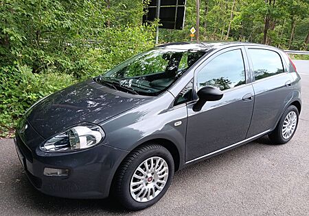 Fiat Punto 1.2 8V - 5-türig, Klima, Radio, PDC, SHZ