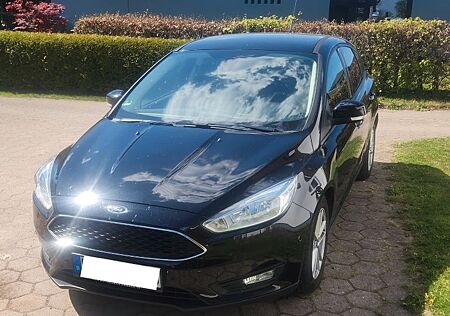 Ford Focus 1,0 EcoBoost 92kW Business Edition Bus...
