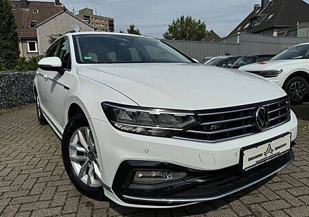 VW Passat Variant Volkswagen R-Line LED Navi AHK Kamera Standh