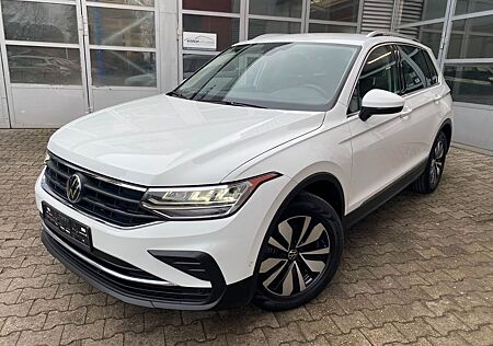 VW Tiguan Volkswagen Move/Automatik/ACC/1.5TSI/Navi