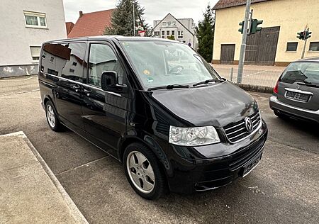 VW T5 Multivan Volkswagen /AHK/PDC