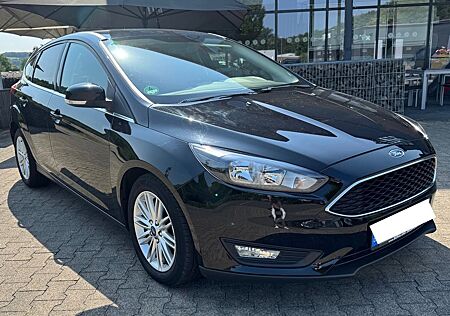 Ford Focus 1,0 EcoBoost Winterpaket Cool & Connect Co