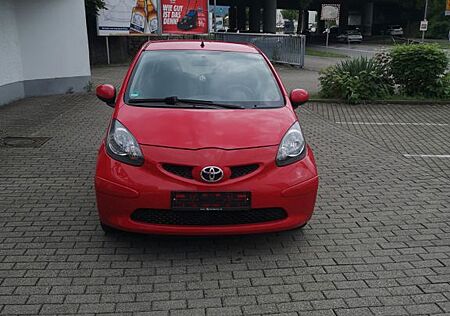Toyota Aygo (X) Aygo (X) 1,0-l-VVT-i Cool Cool