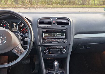 VW Golf Volkswagen 1.2 TSI DSG MATCH Variant MATCH