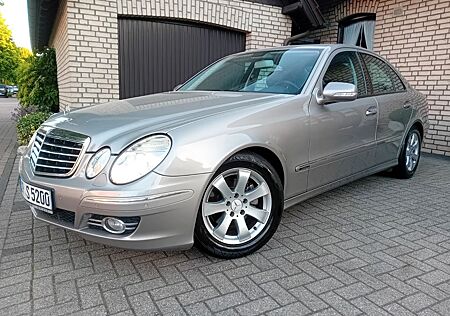 Mercedes-Benz E 220 CDI AVANTGARDE_sehr guter Zustand_2. Hand
