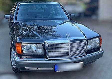 Mercedes-Benz S 300 W126