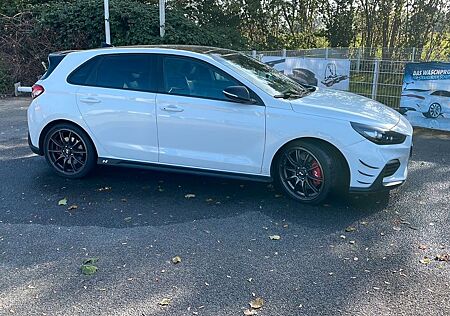 Hyundai i30 i30N Performance *109DB* Pano Scheck OZ Felgen