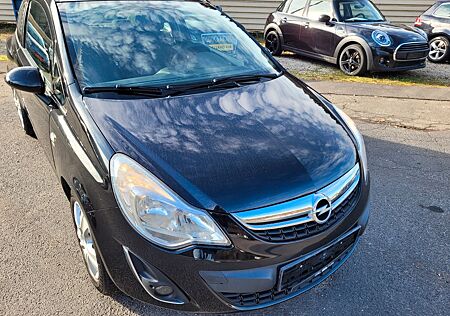 Opel Corsa 1.4 Color Stripes