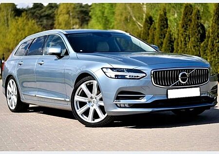 Volvo V90 D4 AWD Geartronic Inscription Super Zustand