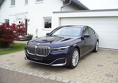 BMW 750i xDrive B&W/Night/EGSD/Laser/F-Parken/NP151`
