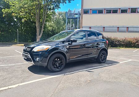 Ford Kuga 2,0 TDCi 2x4 Titanium Titanium