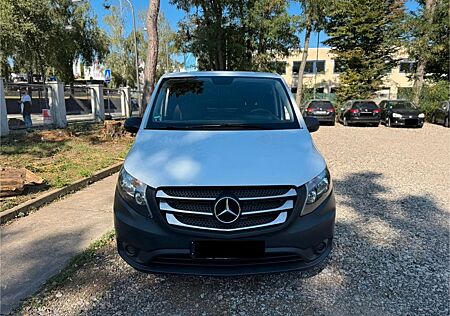 Mercedes-Benz Vito 136Ps Automatik F1 Klima Navi Standheizung