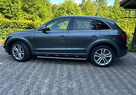 Audi Q5 2.0 TDI DPF S tronic quattro -