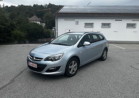 Opel Astra J Sports Tourer Selection 2.Hand Euro6