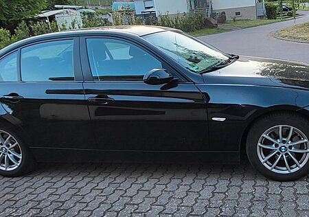 BMW 318i -